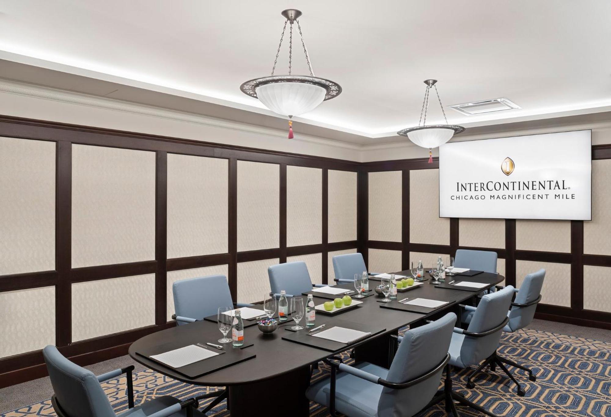 Hotel Intercontinental Chicago Magnificent Mile By Ihg Exterior foto